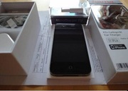 New Factory unlocked Apple iPhone 4G 32GB Black/White
