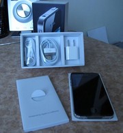 i want to sell the Apple Iphone 4 32gb for $350 contact me if interest
