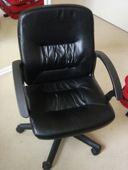 Spinning leather chair 