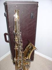 Yanagisawa Model B-9930 Silver Series Bari Sax===$1200usd
