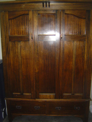 Antique Oak Wardrobe. Elegant,  Classic.