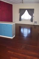 5 BEDROOM HOME IN GERALDTON