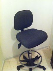 >>  Retail Office High Chair > rare use now $49.00