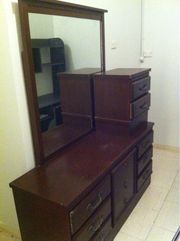  ** Make up dressing table desk vanity set + free $49.00