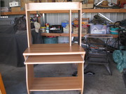 laminated computer desk in perfect condition want to sell ASAP