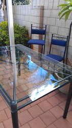 Dining Table with 6 dining chairs and 2 bar stools