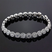 Wear the Beauty of Diamond Cluster Bracelet
