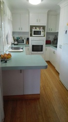 Kitchen complete top and cabinets