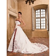 The Perfect Plus Size Wedding Dress is actually Awaiting You