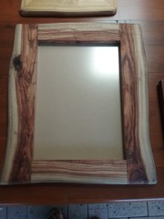 PICTURE FRAMES AND MIRRORS