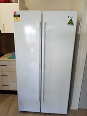 Westinghouse Fridge/freezer