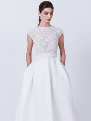 Choose the Ready to Wear Bridal Dress At The Last Minute
