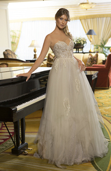 Browse a Stunning Selection of Wedding Dresses Online