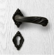 Looking for Architectural Door hardware in Melbourne | Pittella