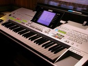 For Sale::::Yamaha Tyros 3 61-Key Keyboard