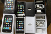 F/S: Buy 2 get 1 free ...Apple iPhone 4 HD 32GB(X MAS OFFER)